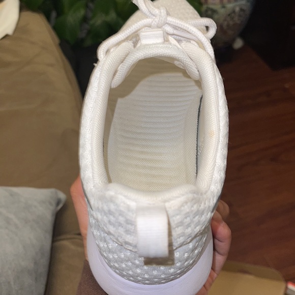 NIKE Woman White Roshe - Picture 7 of 7